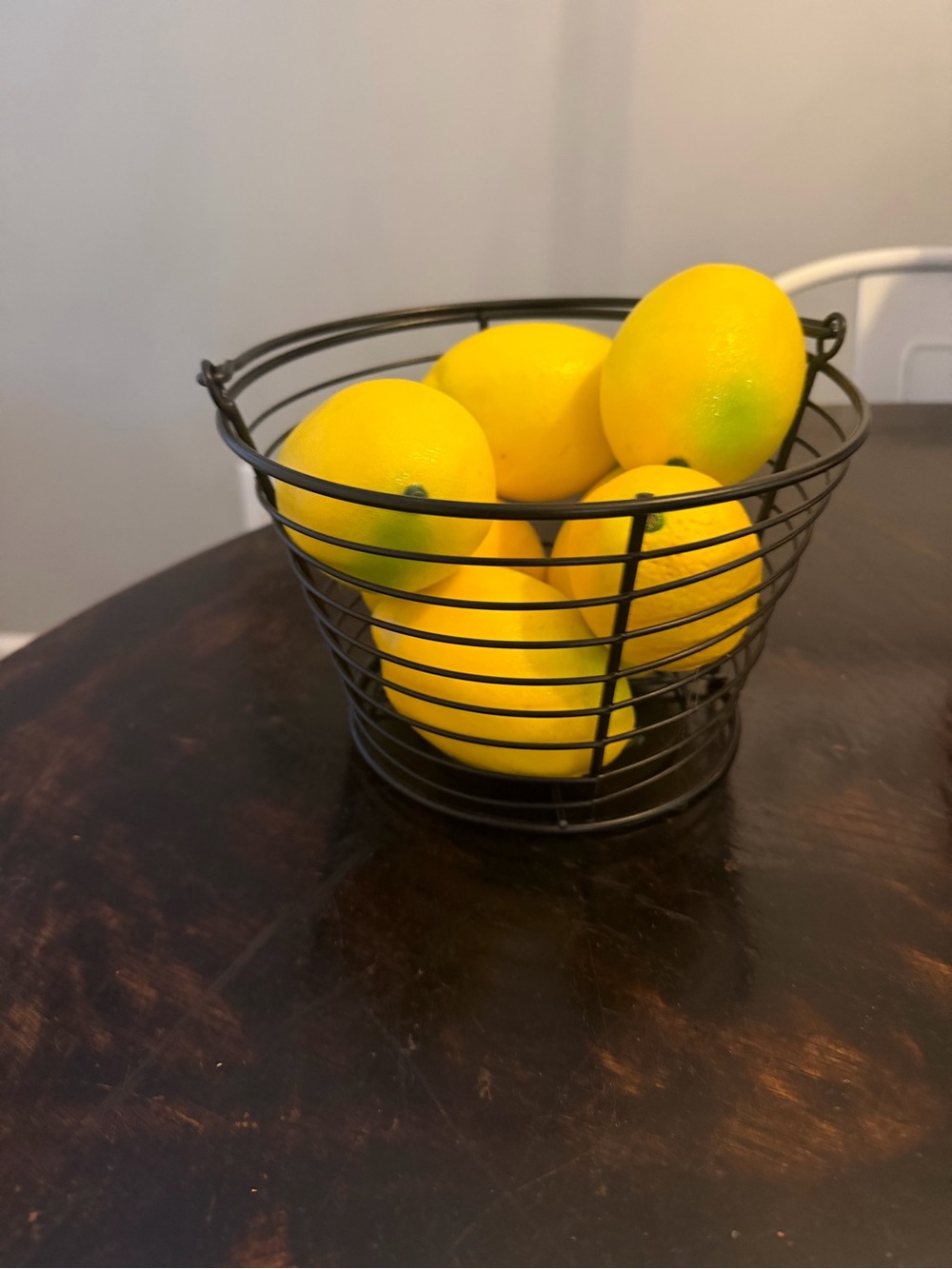 Decorative Wire basket with lemons